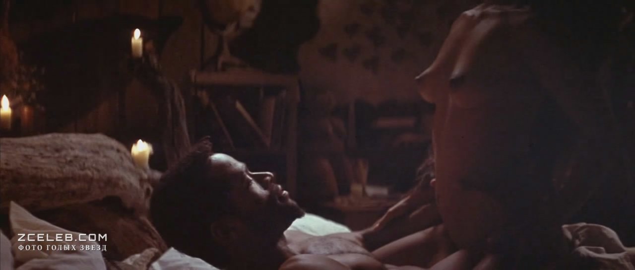 Салли Ричардсон-Уитфилд снялась голой в эротических сценах на съемочной пло...